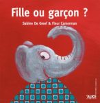 Couverture du livre 'Fille ou garçon ?' avec un éléphant souriant sur un fond rouge.