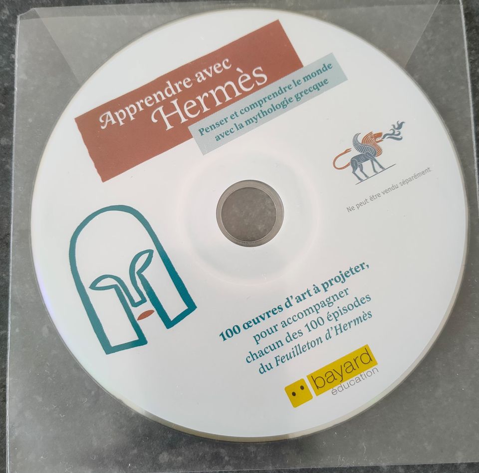 CD intitulé 'Apprendre avec Hermès' contenant des ressources sur la mythologie grecque.