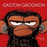 Couverture du livre avec le personnage principal Gaston Grognon, un singe avec un regard mécontent sur un fond rouge.
