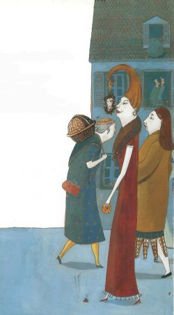 Trois femmes marchent dans une rue, vêtues de robes colorées. L'une porte un chapeau en osier et tient un plat, tandis qu'une autre a une coiffure volumineuse. Arrière-plan évoquant un bâtiment avec des fenêtres.
