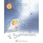 Couverture du livre 'Le Brumisapeur' avec un enfant armé d'un appareil contre l'orage, illustré avec des éclairs et un ciel orageux.