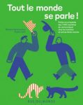 Illustration colorée avec deux personnes se parlant, entourées d'animaux, sur un fond vert.